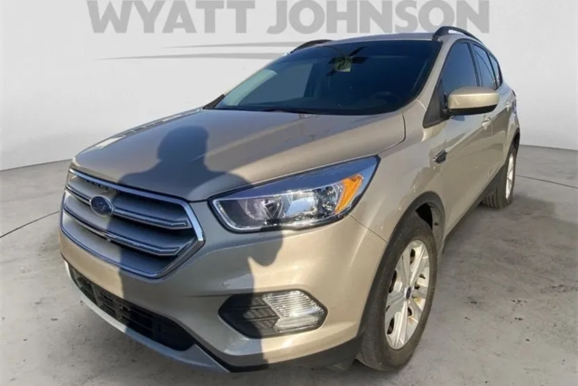 2018 Ford Escape SE photo 1