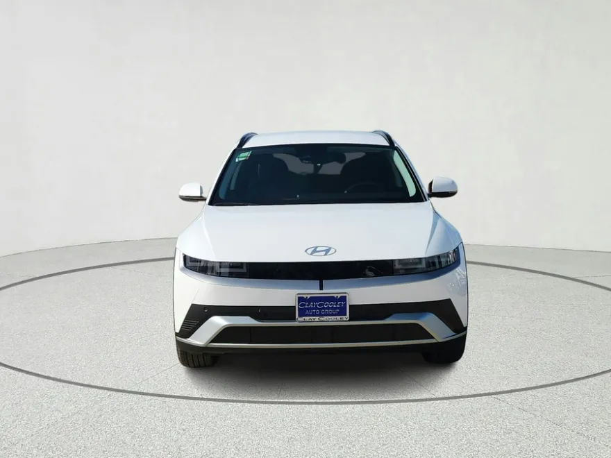 2025 Hyundai Ioniq 5 SE photo 1