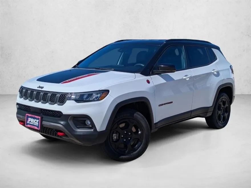 2023 Jeep Compass Trailhawk photo 1