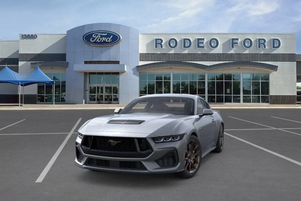 2025 Ford Mustang GT Premium photo 1