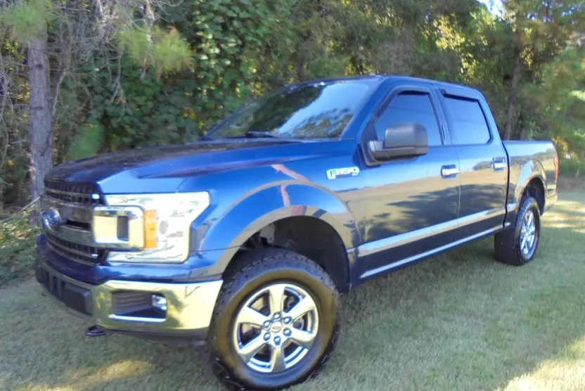 2018 Ford F-150 XLT photo 1