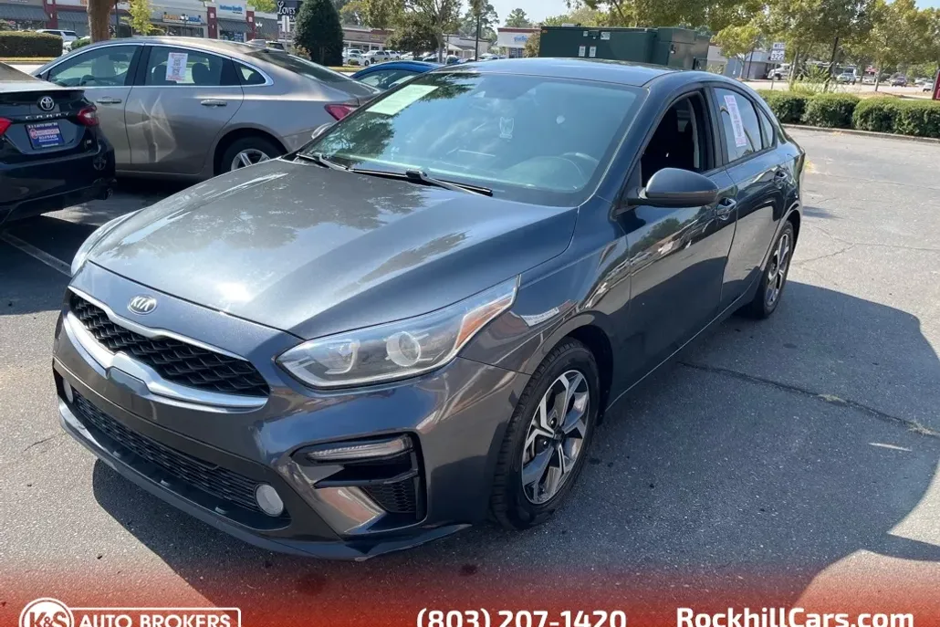 2019 Kia Forte LXS photo 1