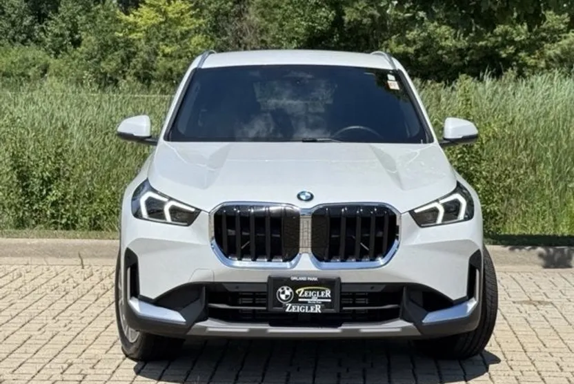 2023 Bmw X1 XDrive28i photo 1