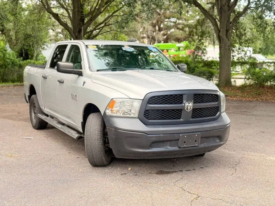 2015 Ram 1500 Tradesman photo 1