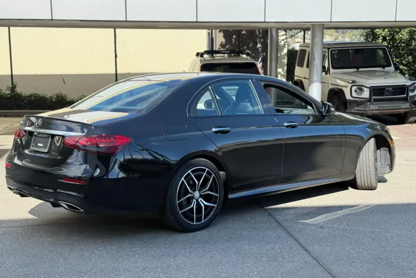 2023 Mercedes Benz E 350 photo 1