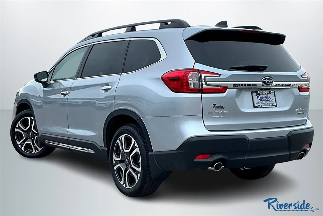 2025 Subaru Ascent Touring photo 1