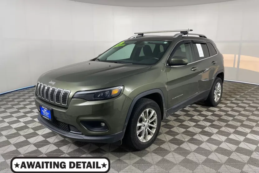 2019 Jeep Cherokee Latitude photo 1