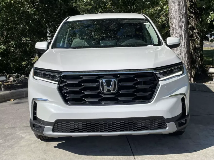 2025 Honda Pilot EX-L photo 1