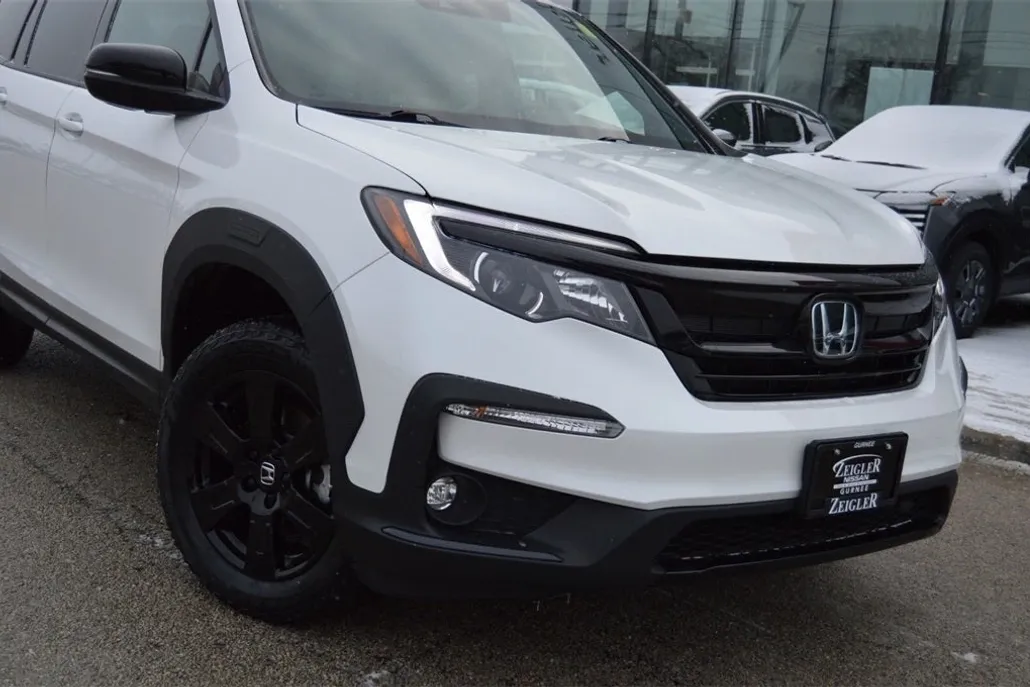 2022 Honda Pilot TrailSport photo 1