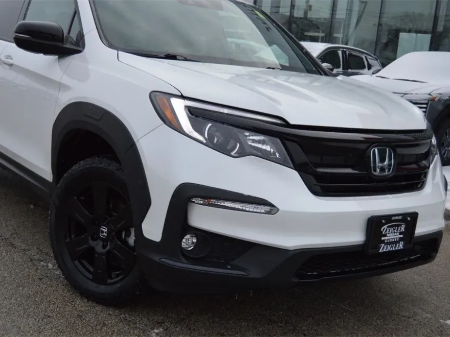 2022 Honda Pilot TrailSport photo 1