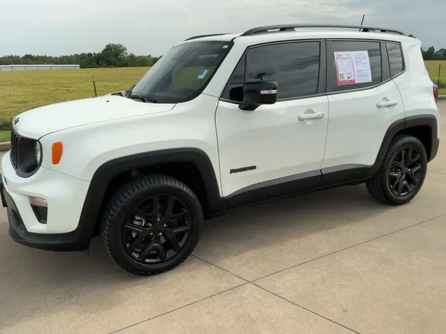 2022 Jeep Renegade Altitude photo 1