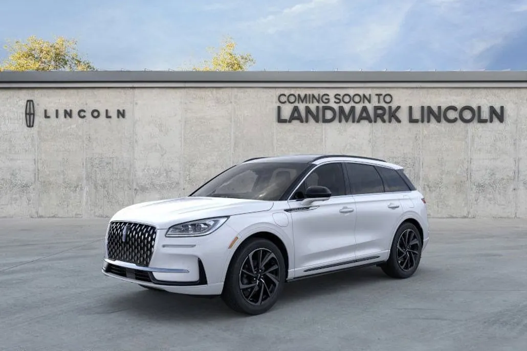 2025 Lincoln Corsair Grand Touring photo 1