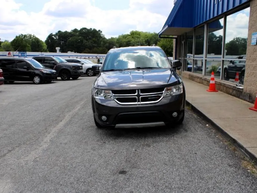 2019 Dodge Journey SE photo 1