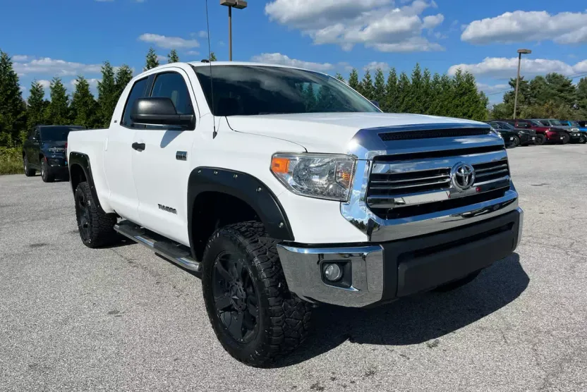 2016 Toyota Tundra TRD Pro photo 1