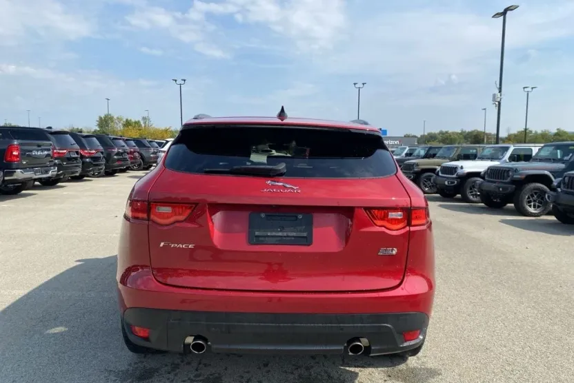 2020 Jaguar F-PACE Prestige P250 photo 1