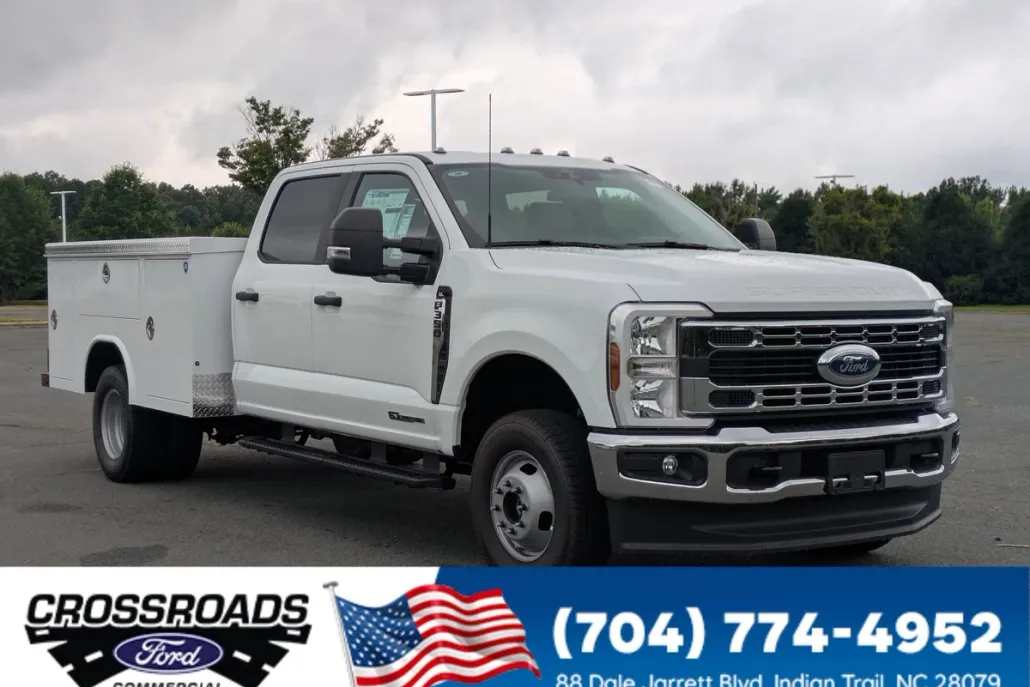 2025 Ford F-350 XL photo 1