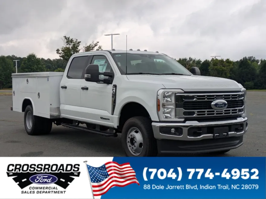 2025 Ford F-350 XL photo 1