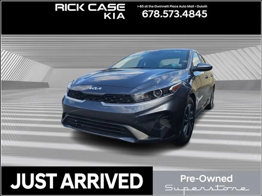 2023 Kia Forte LXS photo 1