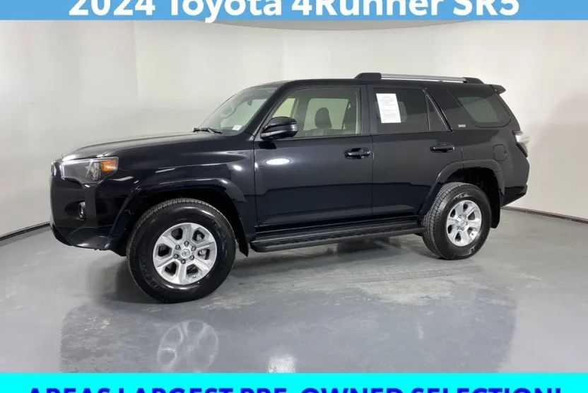 2024 Toyota 4Runner SR5 photo 1