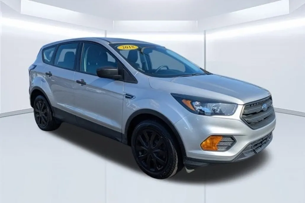 2018 Ford Escape S photo 1