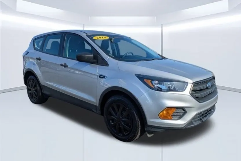 2018 Ford Escape S photo 1
