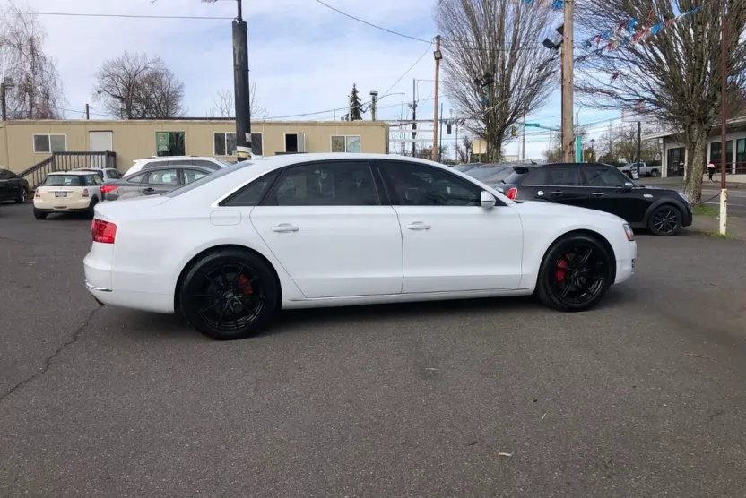 2014 Audi A8 L 3.0T Quattro photo 1
