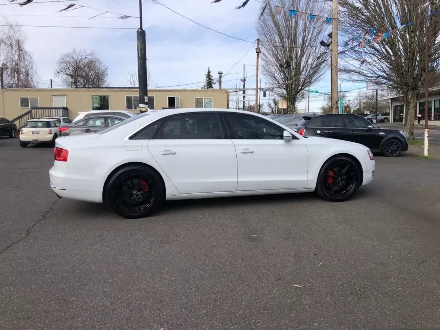 2014 Audi A8 L 3.0T Quattro photo 1