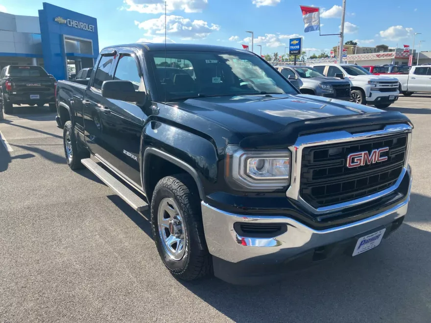 2016 Gmc Sierra 1500 Base photo 1