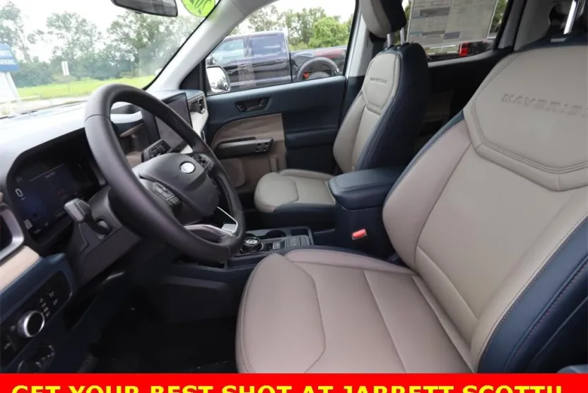 2025 Ford Maverick Lariat photo 1