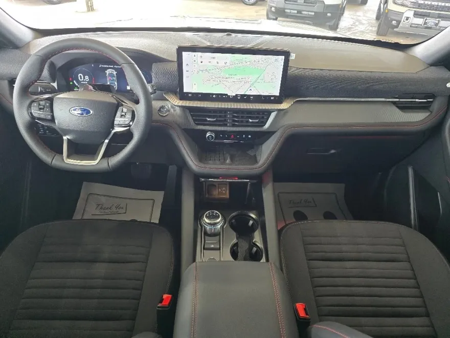 2025 Ford Explorer ST-Line photo 1