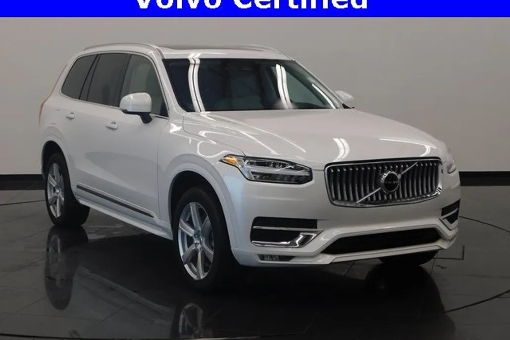 2024 Volvo XC90 B5 Core photo 1