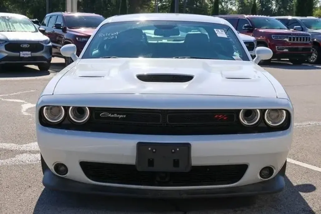 2023 Dodge Challenger R/T Scat Pack photo 1
