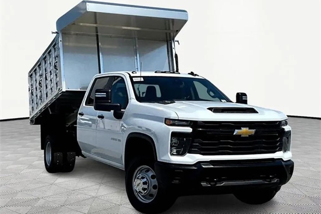 2025 Chevrolet Silverado 3500HD Work Truck photo 1