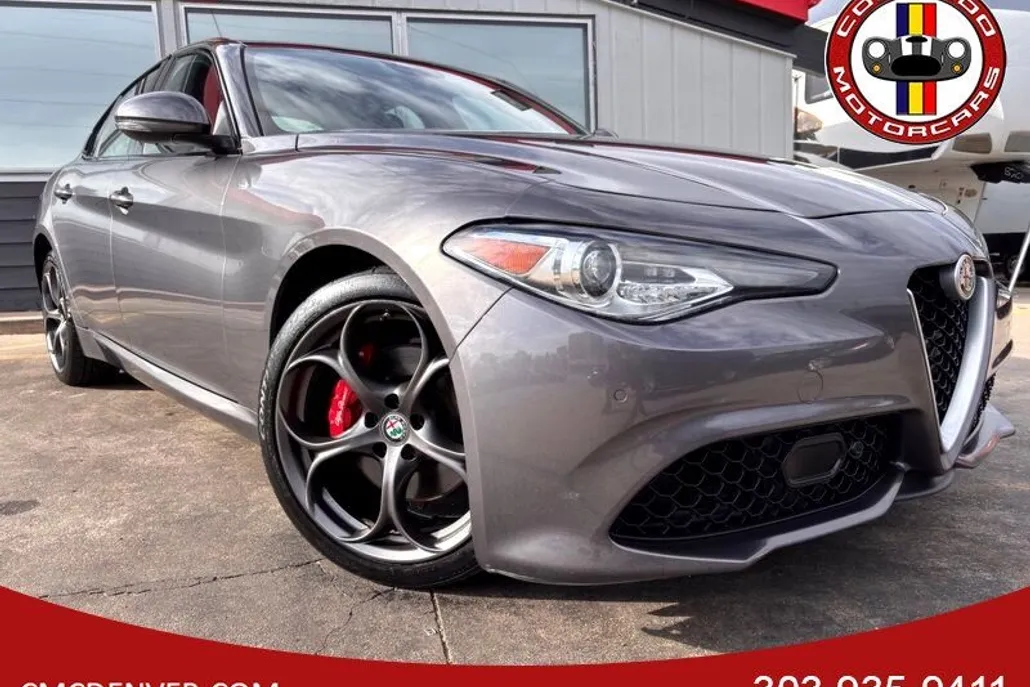 2018 Alfa Romeo Giulia Ti Sport photo 1