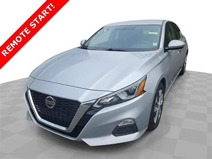 2019 Nissan Altima S photo 1