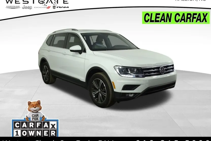 2019 Volkswagen Tiguan SEL R-Line photo 1