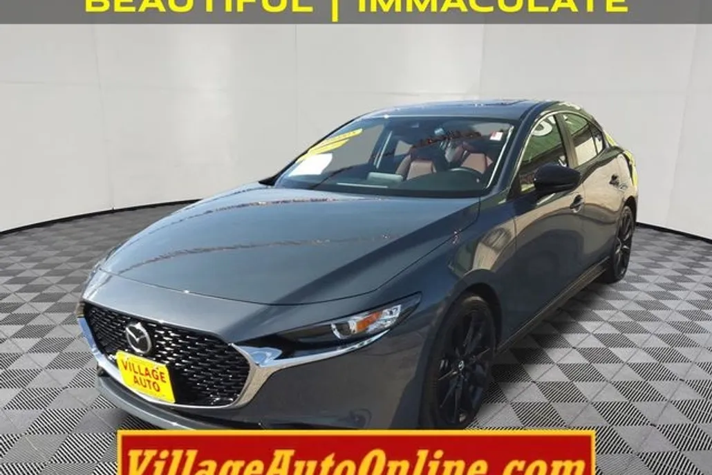 2023 Mazda Mazda3 2.5 s Carbon photo 1