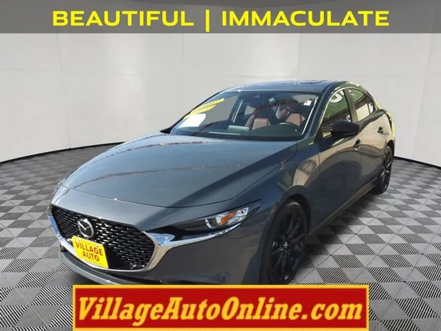 2023 Mazda Mazda3 2.5 s Carbon photo 1