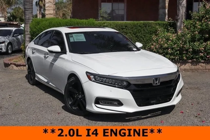 2019 Honda Accord Touring 2.0T photo 1
