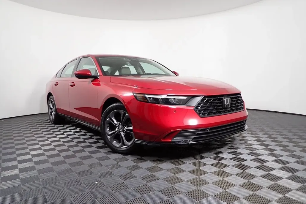 2023 Honda Accord Hybrid EX-L photo 1