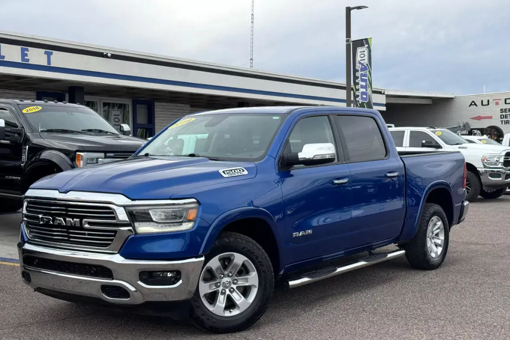 2019 Ram 1500 Laramie photo 1