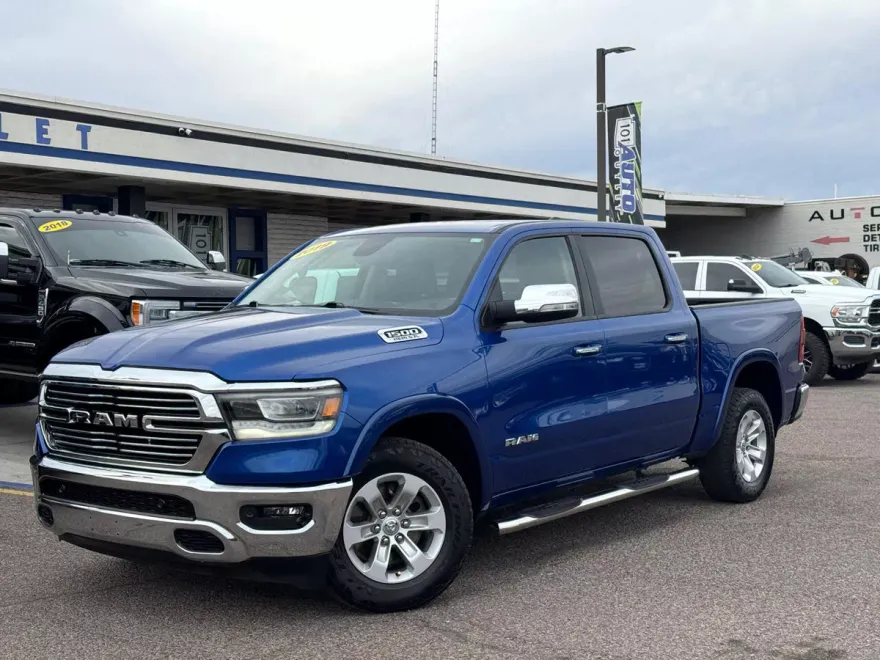 2019 Ram 1500 Laramie photo 1
