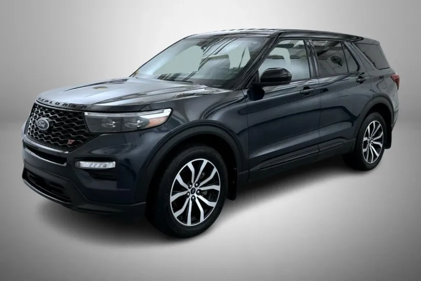 2022 Ford Explorer ST photo 1