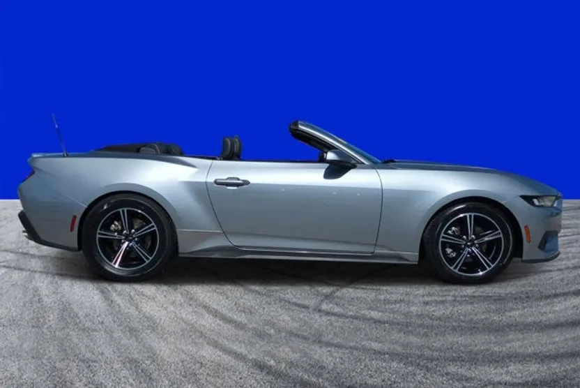 2024 Ford Mustang EcoBoost Premium photo 1