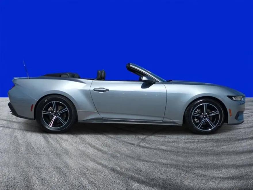 2024 Ford Mustang EcoBoost Premium photo 1