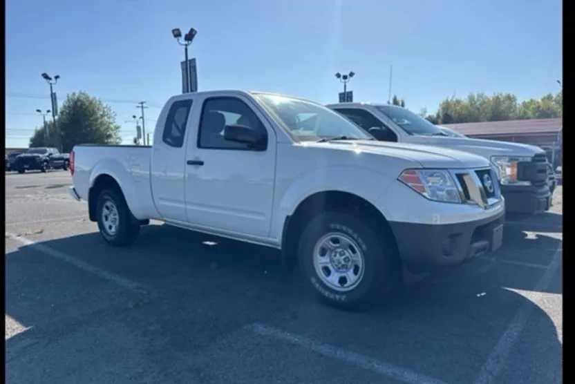 2019 Nissan Frontier S photo 1