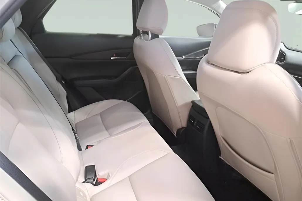 2023 Mazda CX-30 2.5 S Preferred photo 1