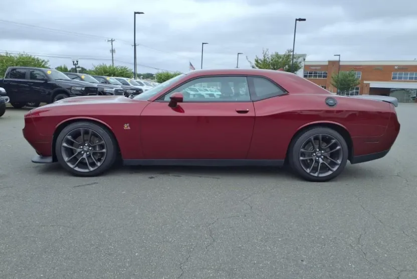 2020 Dodge Challenger R/T Scat Pack photo 1