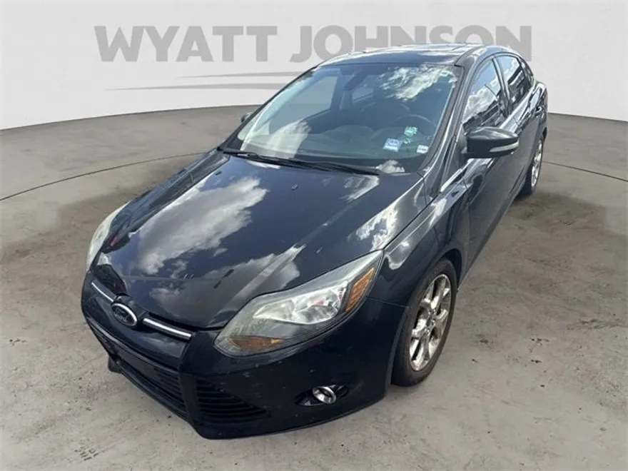 2012 Ford Focus Titanium photo 1