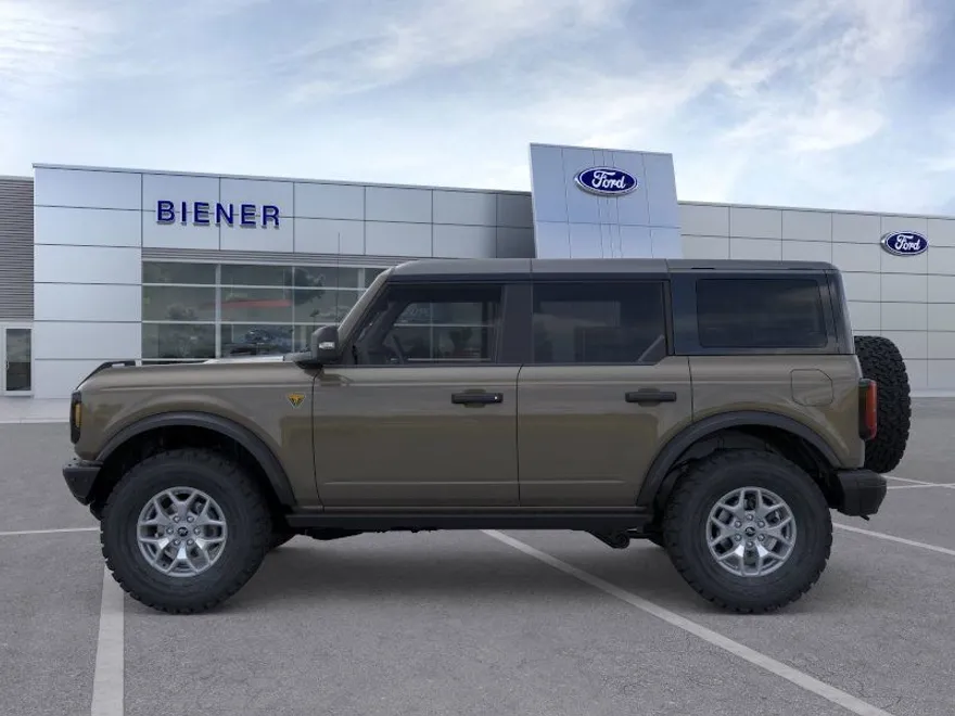 2025 Ford Bronco Badlands photo 1